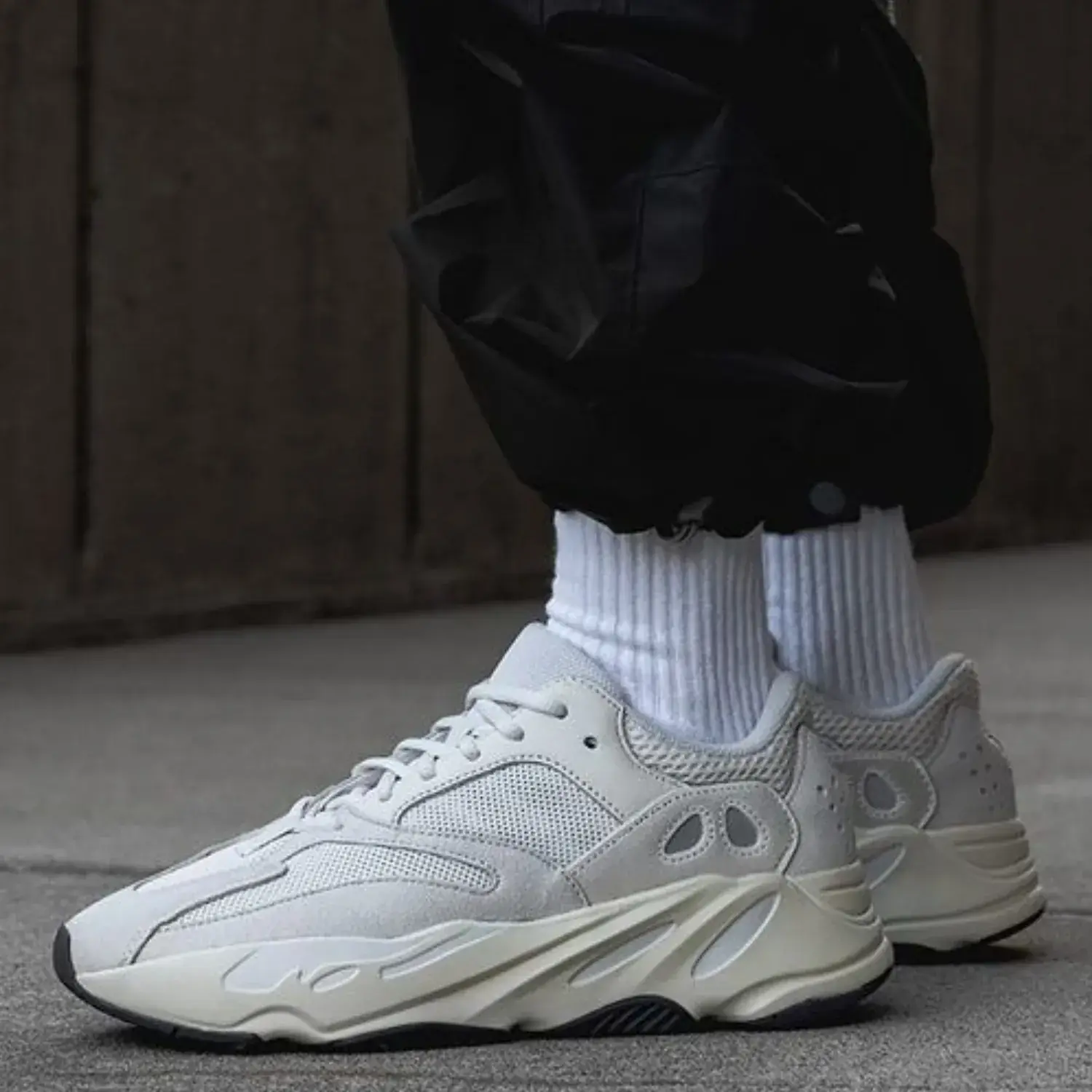 Adidas Yeezy Boost 700 Analog