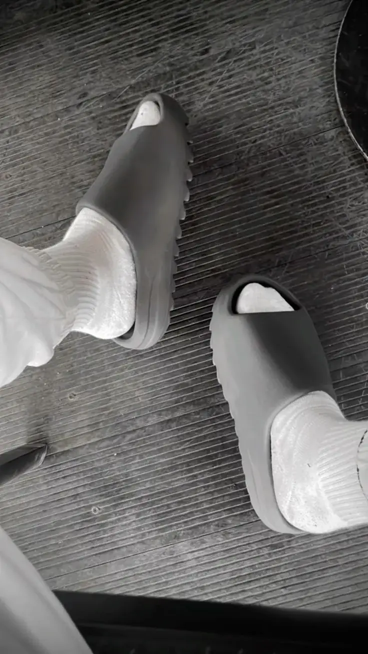 Adidas Yeezy Slide Granite