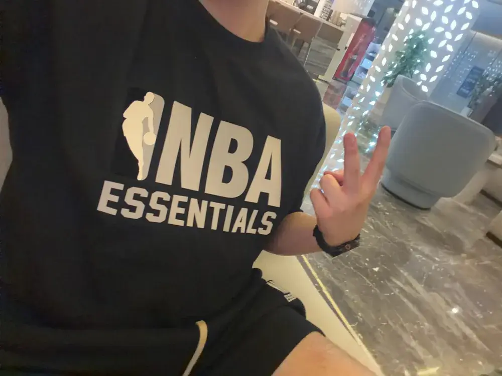 Klantfoto: NBA Essentials T-shirt