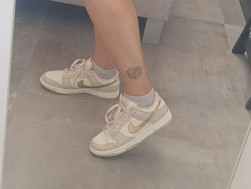 Klantfoto: Nike Dunk Low aan de voeten