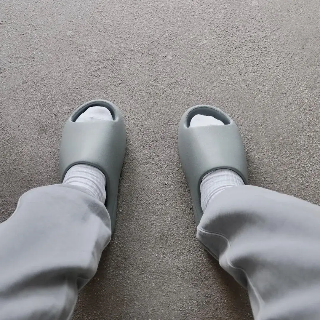 Adidas Yeezy Slide Salt